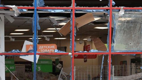 Sept personnes tuées lors de l'attaque aérienne sur un centre commercial à Belgorod