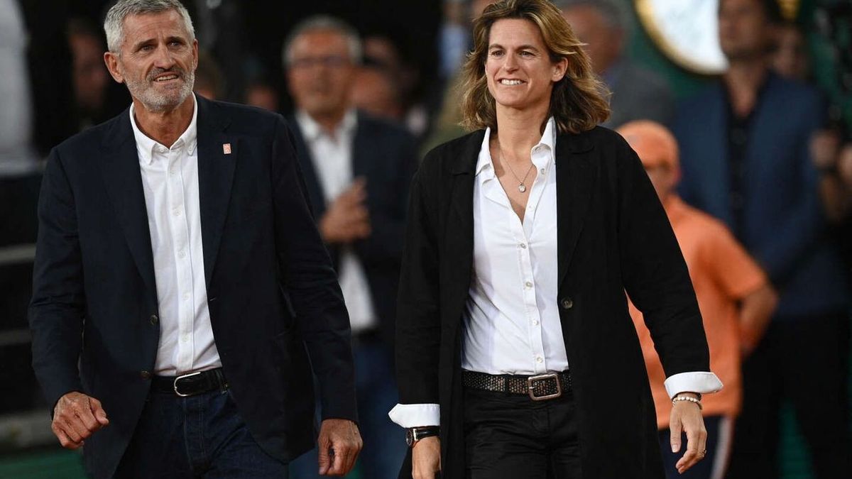Turmoil Social et Gestion Controversée à la Fédération Française de Tennis