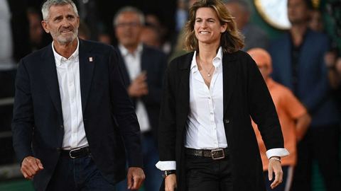 Turmoil Social et Gestion Controversée à la Fédération Française de Tennis