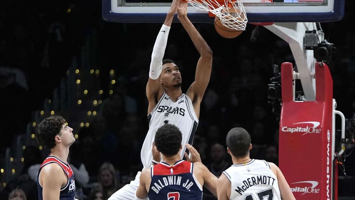 Victor Wembanyama continúa su exploración de la NBA después de su arrebato del fin de semana All-Star