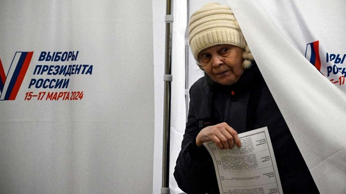 Des irrégularités signalées dans les élections dans quinze régions de Russie