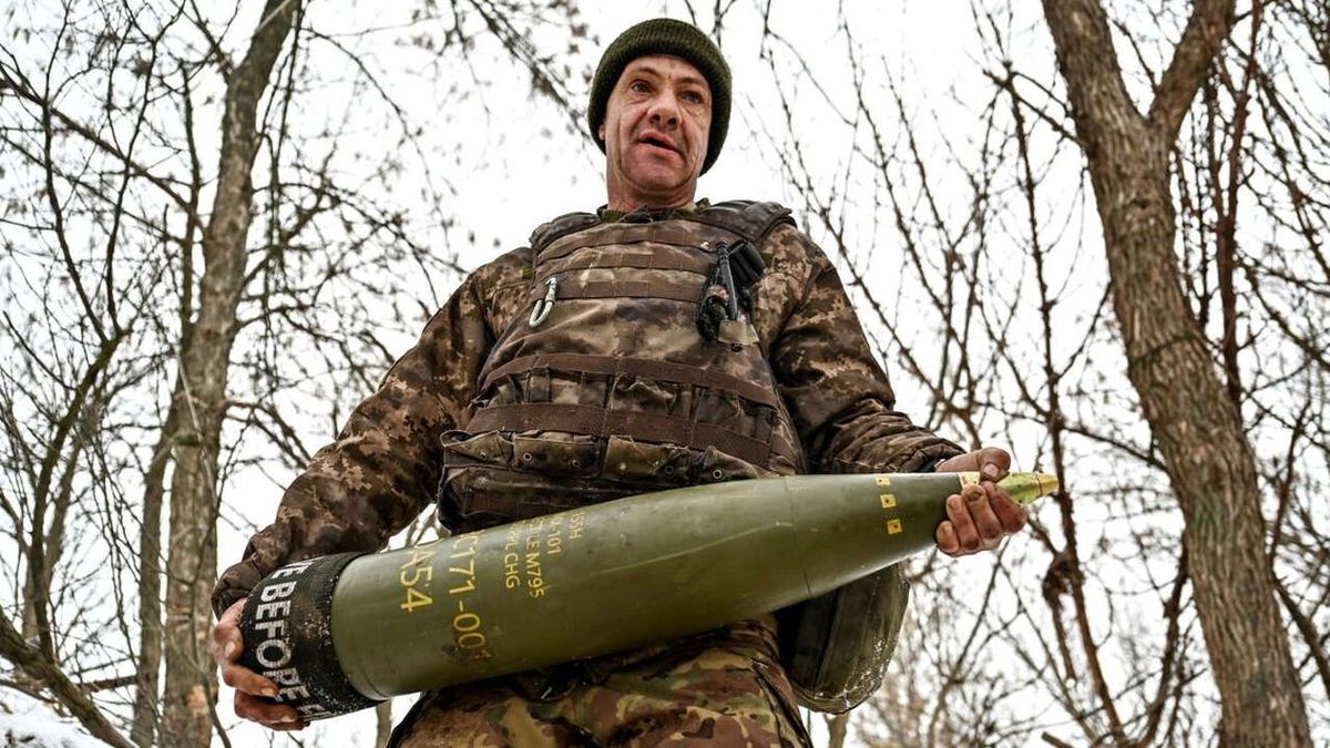 kyiv hopes to have enough ammunition as early as next month to protect its front.