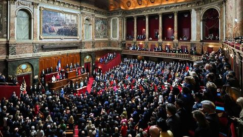 Se vota en el Parlamento la integración definitiva del derecho al aborto en la Constitución francesa