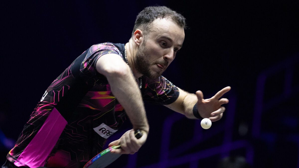 Simon Gauzy frôle l'exploit contre le Chinois Liang : Découvrez son point spectaculaire en Tennis de Table en vidéo