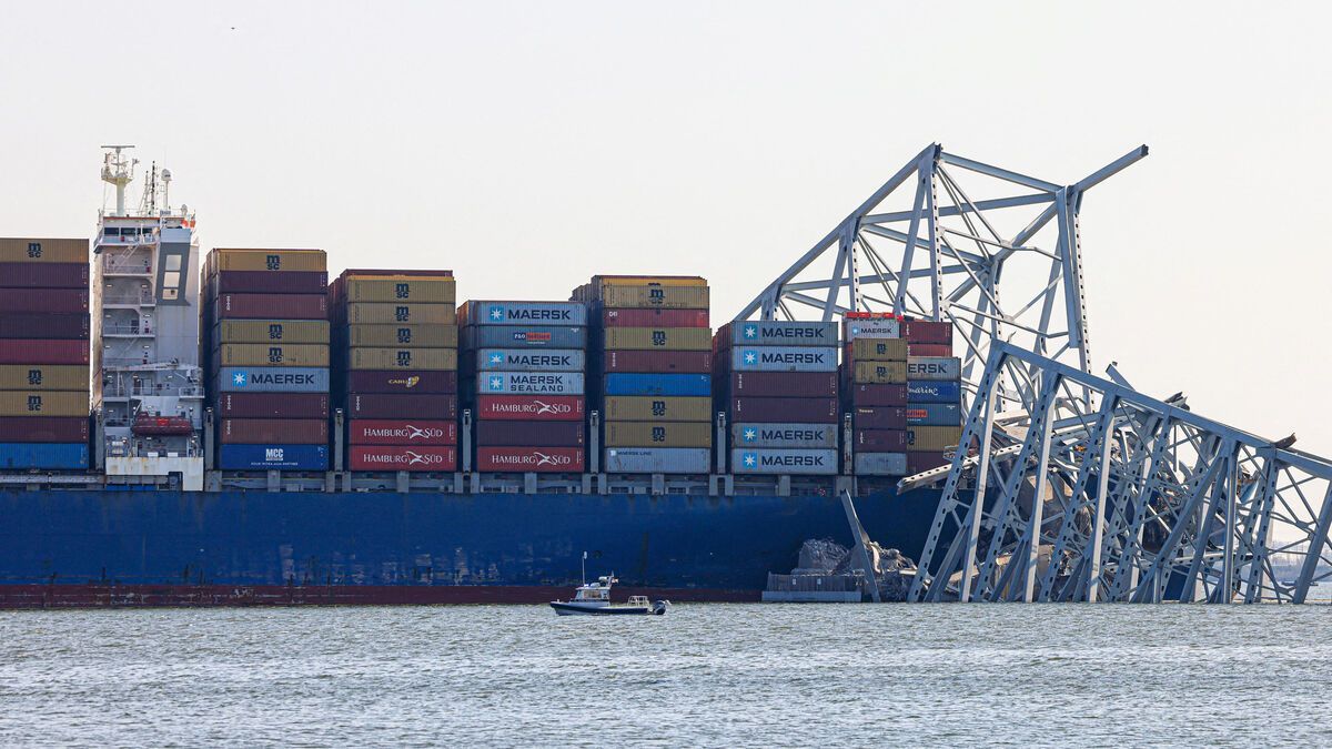 Baltimore : un chemin de navigation initial envisagé à travers les ruines du pont effondré