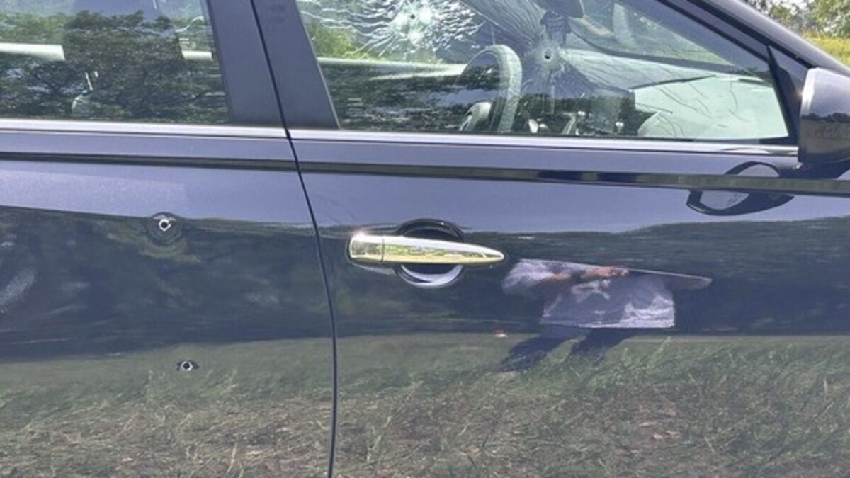Femme tirant sur des conducteurs en Floride lors d'une éclipse solaire prétend que Dieu l'a ordonné