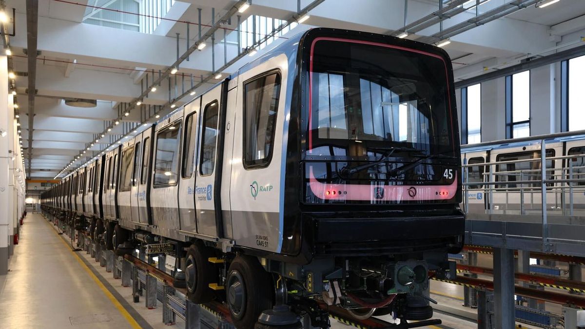 La mise en service de l'extension de la ligne 14 du métro parisien est imminente, selon Pécresse.