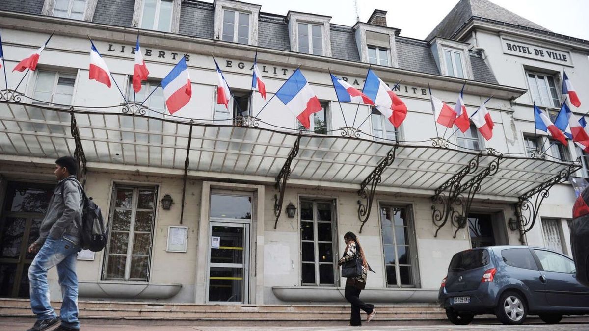 La préfète du Val-de-Marne va engager des poursuites judiciaires
