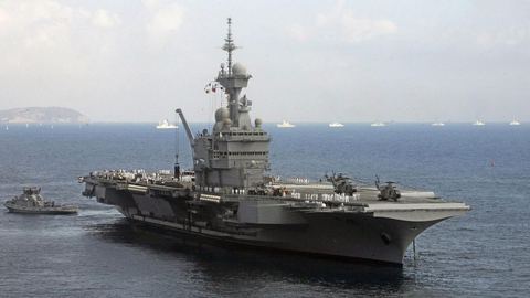 Le porte-avions nucléaire Charles-de-Gaulle, sous l'autorité de l'OTAN, va lancer la mission "Akila".