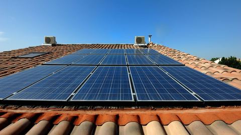 Louer ses panneaux solaires peut être avantageux face aux prix de l'électricité
