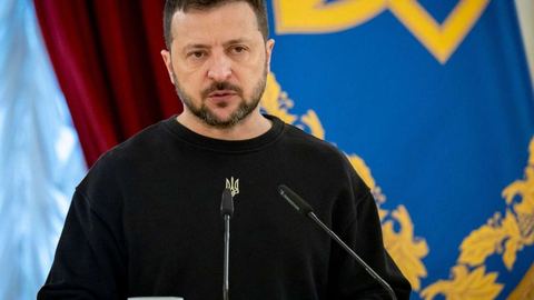 Suite à l'adoption du plan d'aide américain, Volodymyr Zelensky salue le soutien nécessaire dont Kiev bénéficiera