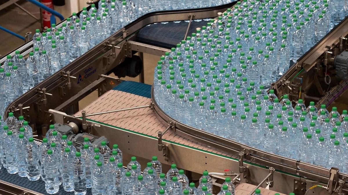 Major loss following an explosion in a Volvic factory, activities suspended