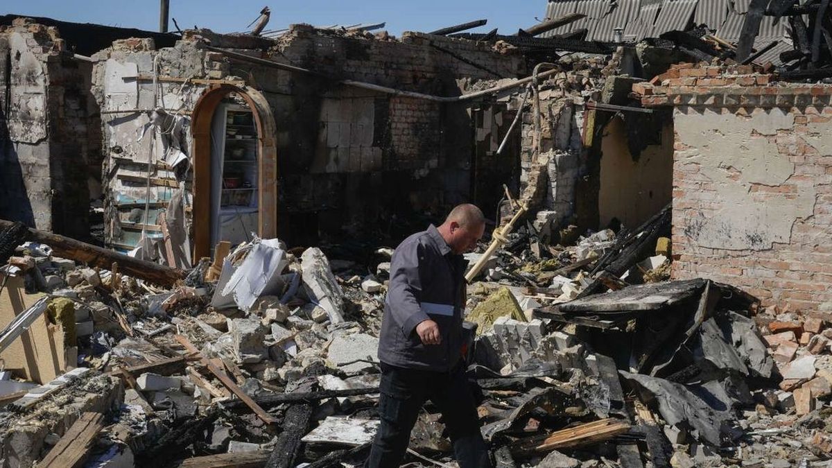 Kiev prévoit de nouvelles pannes d'électricité suite à une 'importante' attaque russe sur son réseau énergétique