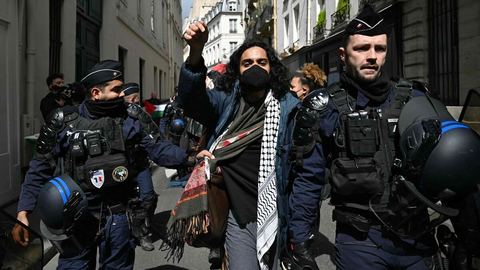 La prise de contrôle de Sciences-po Paris intensifie le débat public au centre d'une mobilisation pro-palestinienne