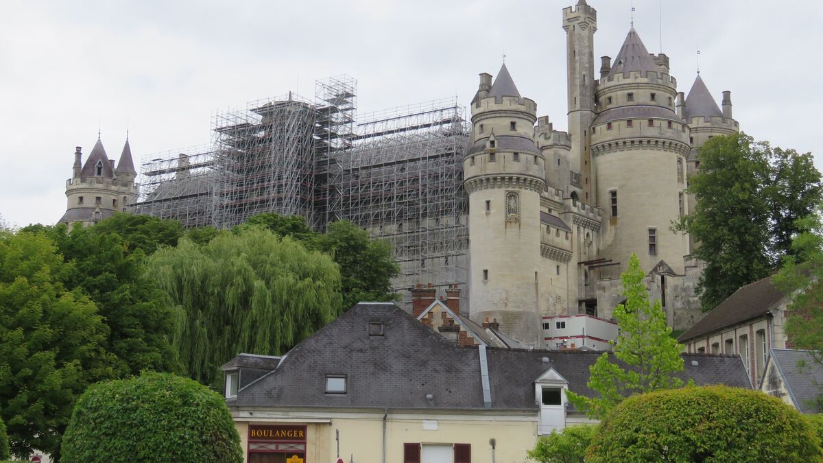 La renovación del castillo Pierrefonds en Oise finalizará este verano