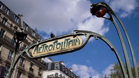 Les lignes de métro automatisées de Paris resteront en service toute la nuit pour la cérémonie inaugurale des Jeux Olympiques