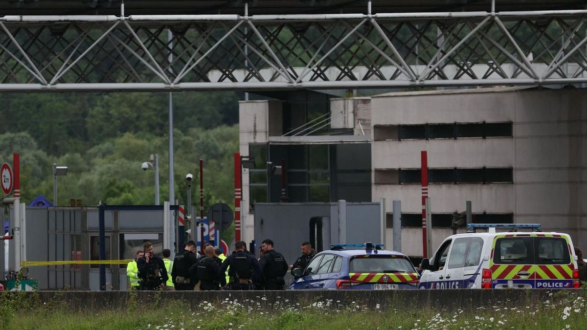 Les syndicats lancent un appel pour une journée de "prison morte" suite à l'attaque