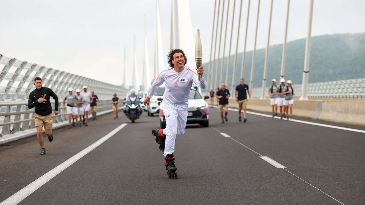 Napoléon, patins à roulettes et champions : les moments marquants de la première semaine du relais de Marseille aux Pyrénées