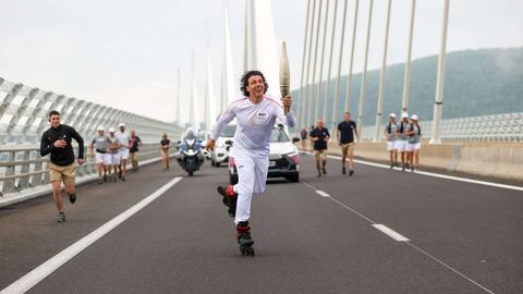 Napoléon, patins à roulettes et champions : les moments marquants de la première semaine du relais de Marseille aux Pyrénées
