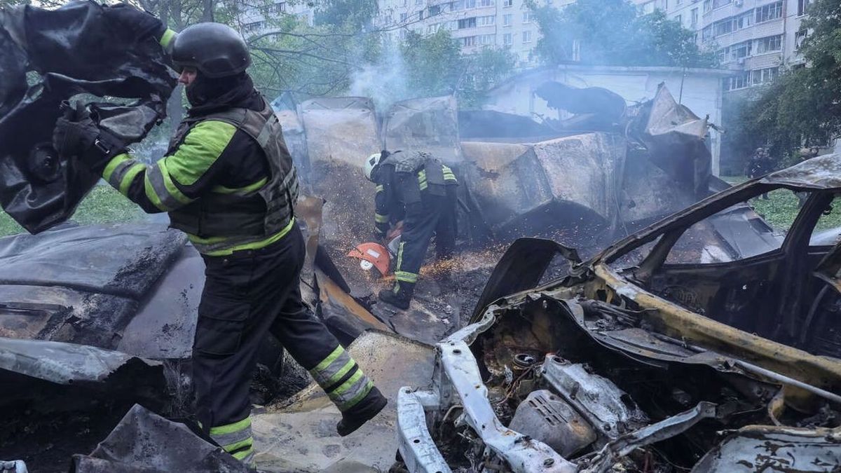Selon les autorités locales, une frappe russe à Kharkiv fait plus de vingt blessés