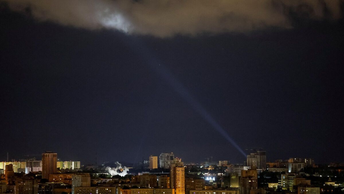 Ukraine en conflit : Kiev condamne un nouvel assaut russe "important" contre ses installations.
