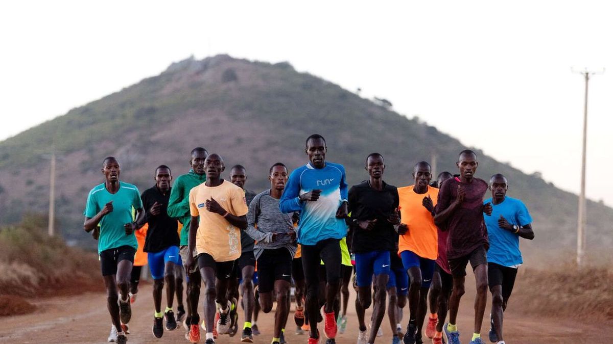 Iten, le parcours semé de sacrifices et parfois de déviances pour les coureurs kényans.