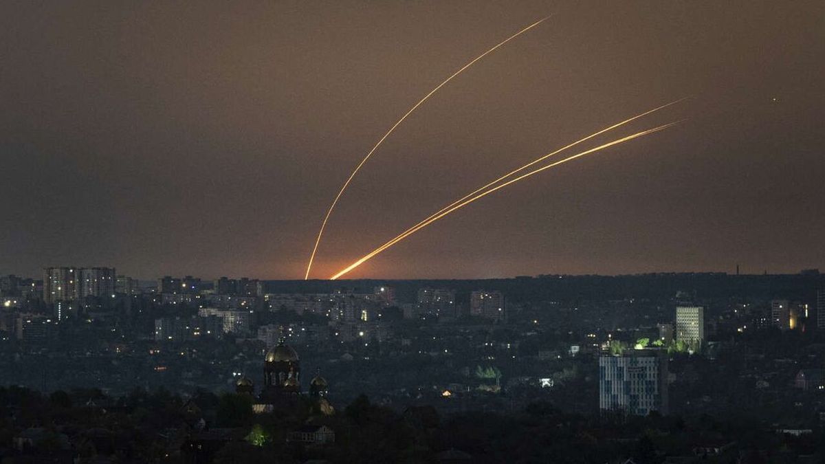 Nueva ofensiva rusa dirigida a infraestructuras críticas cerca de Kiev y el este de Ucrania