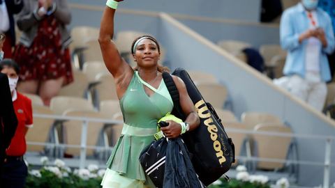 Serena Williams, Nadia Comaneci... des icônes sportives parmi les derniers porteurs de la flamme le 26 juillet