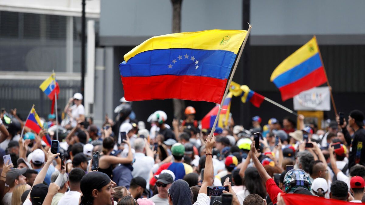Violences électorales au Venezuela : 4 personnes tuées et 749 interpellations lors des protestations contre Maduro