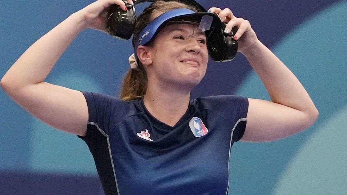 Camille Jedrzejewski remporte la médaille d'argent au pistolet à 25 mètres tandis que les équipes françaises de judo se qualifient pour les quarts de finale.