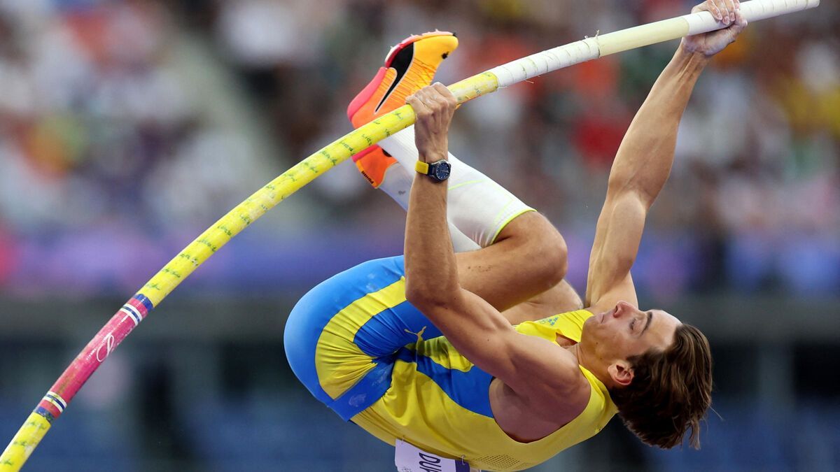 JO Paris 2024 : Avec un saut à 6,25 m, Armand Duplantis établit un nouveau record du monde du saut à la perche