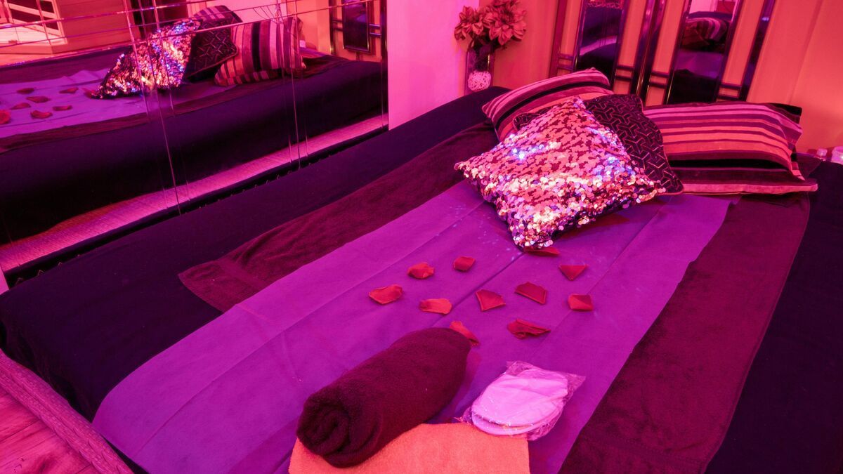 Paris: Prison sentence for pimping operators in massage parlors