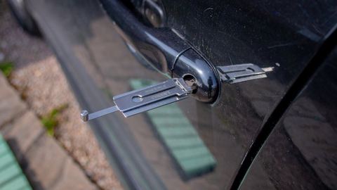 Getting started as a locksmith: a complete guide