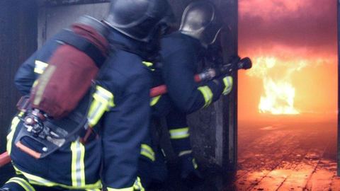 Feu dévastateur non loin du rassemblement aérien Air Legend à Montereau-sur-le-Jard