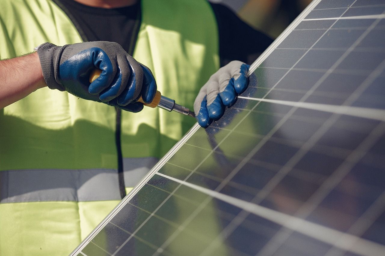 Peut-on atteindre l'indépendance énergétique grâce aux kits solaires ?
 2