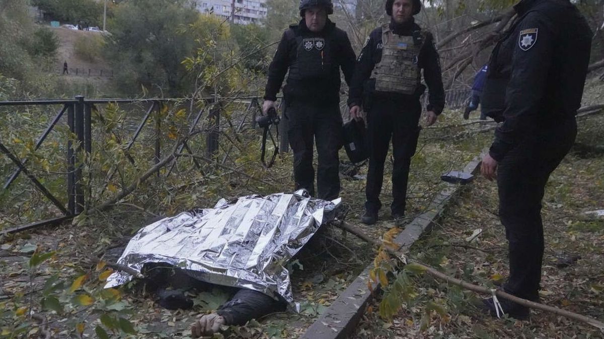 Deux décès et trente blessures suite aux offensives russes sur Kharkiv