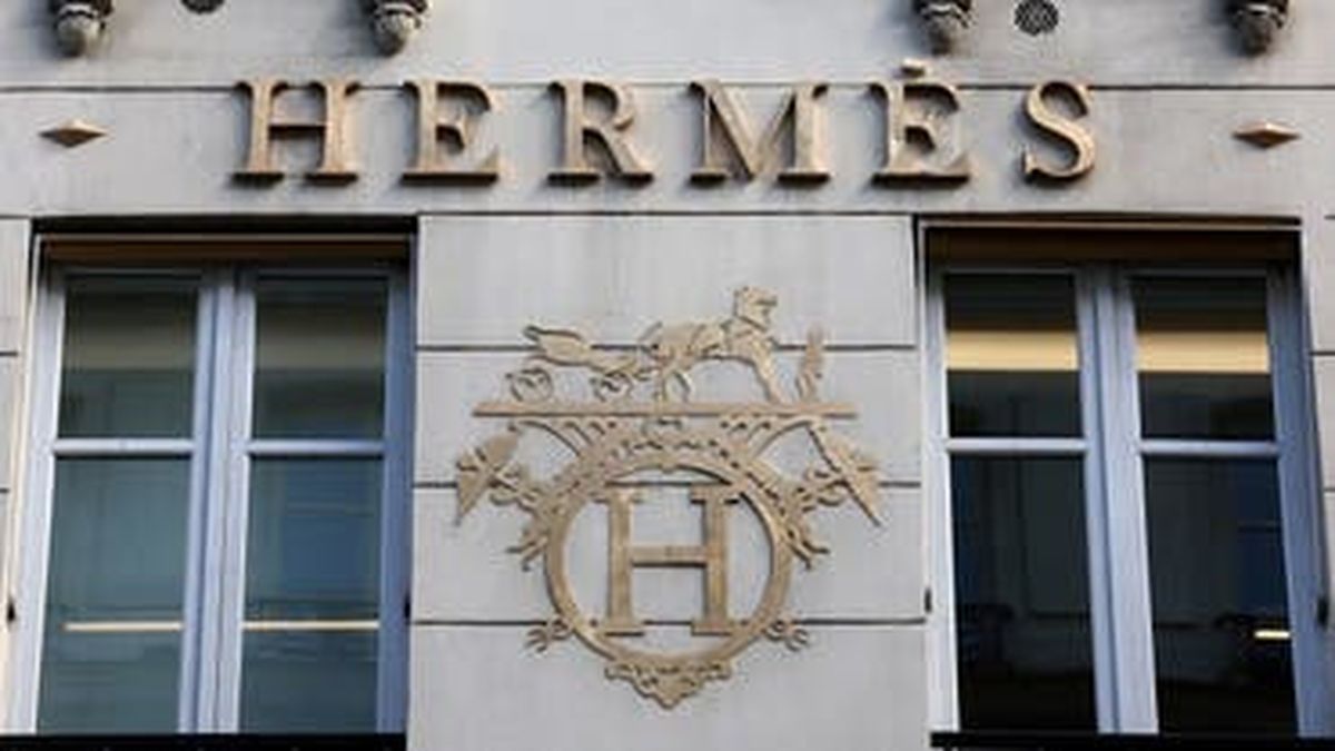 Hermès - Vêtements de Luxe c'est quoi en France en 2024 ?