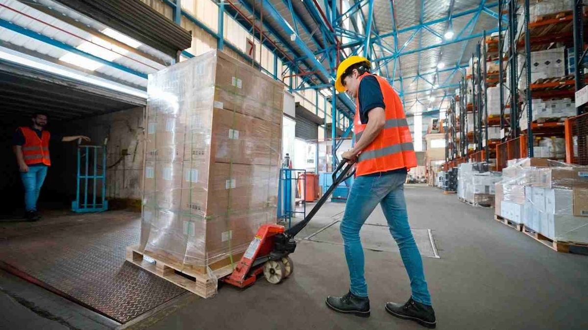 La Poste - Logistique c'est quoi en France en 2024 ?
