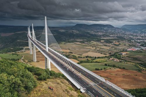 ontdek eiffage 2024, een innovatieve leider in de bouw- en infrastructuursector, toegewijd aan een duurzame toekomst. ontdek onze emblematische projecten en onze initiatieven om de energietransitie te versnellen.