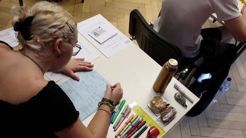 Anne Genetet continue la promotion de l'importance mathématique de Gabriel Attal pour le baccalauréat et le brevet