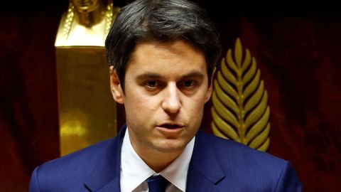 DIRECT. Gabriel Attal critique une censure causant "seulement des échecs" et révèle un "camp du chaos"