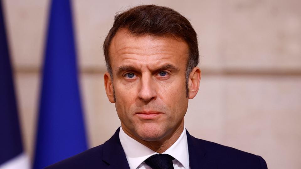 Emmanuel Macron exclut catégoriquement l'éventualité d'une démission