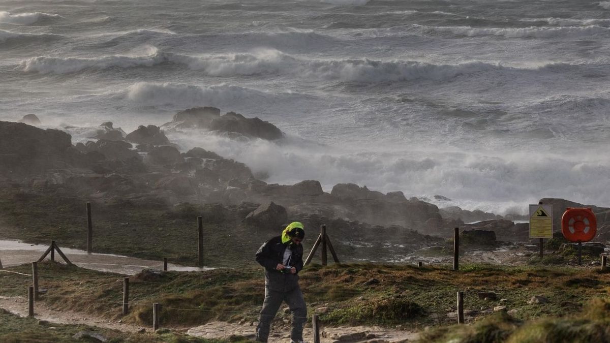 La tempête Darragh frappe la France et cause un décès en Grande-Bretagne