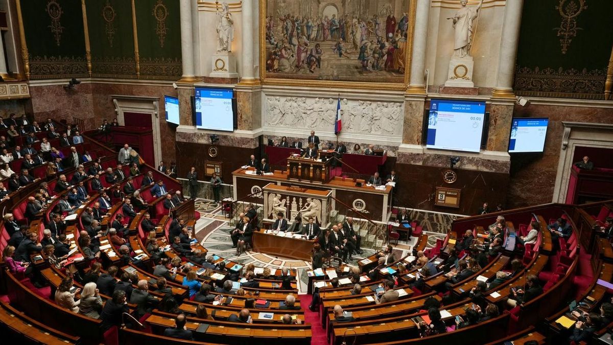 Pourquoi renoncer à l'utilisation de l'article 49-3 pourrait être une erreur en politique?