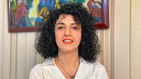 La militante Narges Mohammadi persiste dans son engagement politique en prison et prévoit de publier des livres en français.