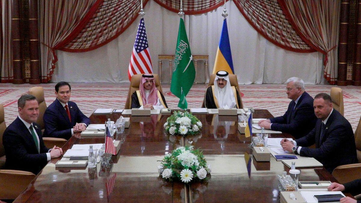 En Direct: Les Etats-Unis annoncent la levée "immédiate" de la suspension de l'aide à l'Ukraine face à la guerre