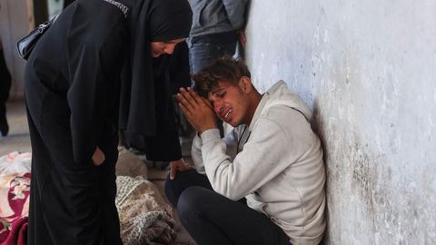 Plus de 330 décès suite aux attaques israéliennes : l'armée d'Israël instruit les habitants de Gaza de quitter l'est de l'enclave