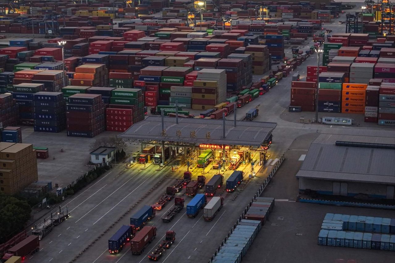 La tension monte entre les États-Unis et la Chine, l'impact se fait déjà ressentir sur le commerce