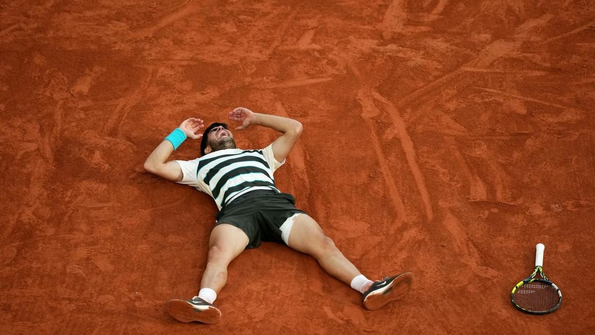 Alcaraz-Sinner établit un nouveau record à Roland-Garros avec la finale la plus longue de l'histoire, durant 5h29