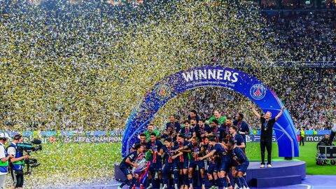 Derrière la caméra : le documentaire de Canal+ sur le triomphe du PSG révèle des images inédites